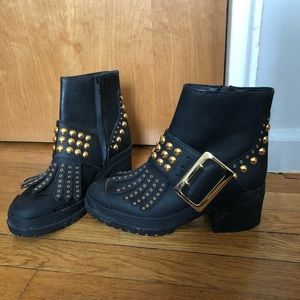Burberry Runway studded biker rain boots!
